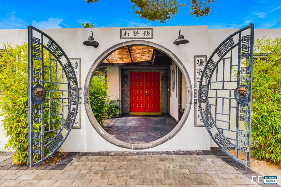 Enchanted Elegant Mansion 2